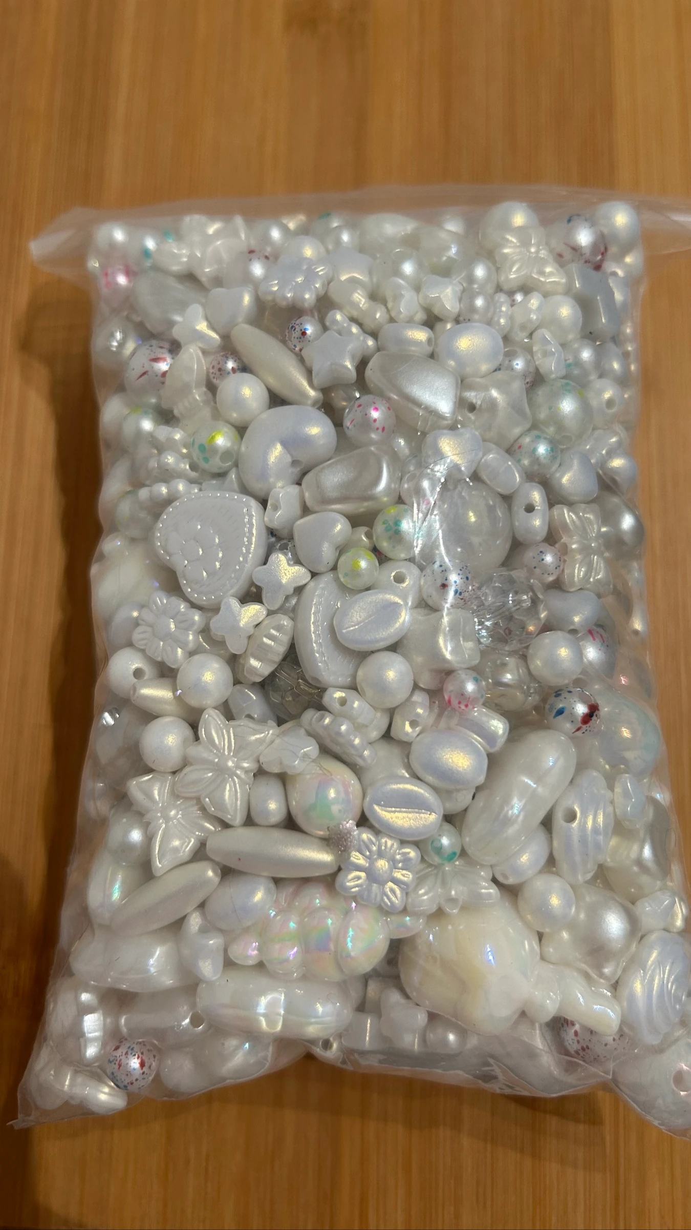 White Acrylic Beads 600ml – photo 5